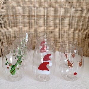 govino wine glasses with Christmas vinyl stickers, set of 10